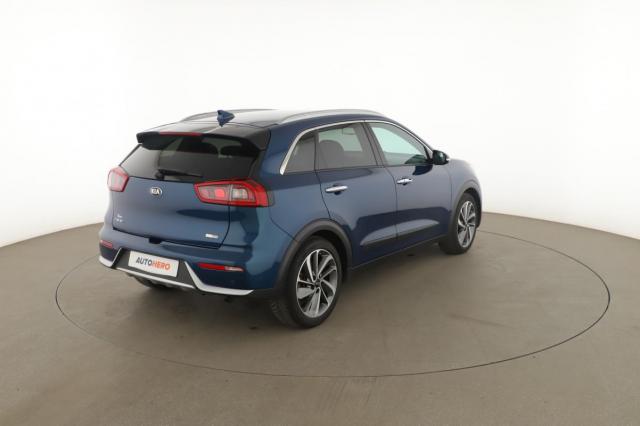 Kia Niro image 2