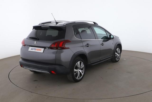 Peugeot 2008 image 8