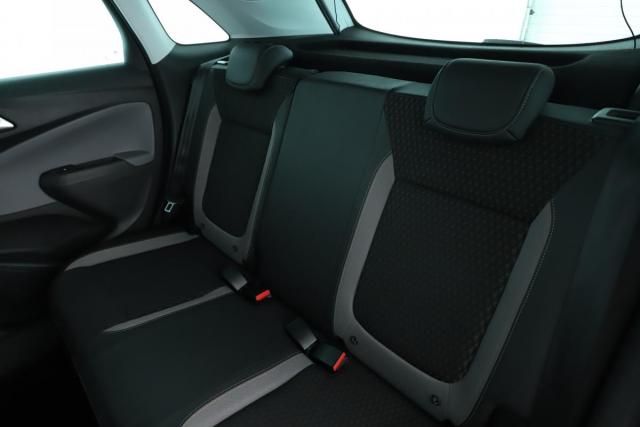 Opel Crossland X image 1