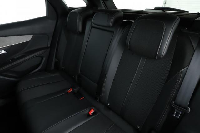 Peugeot 3008 image 7