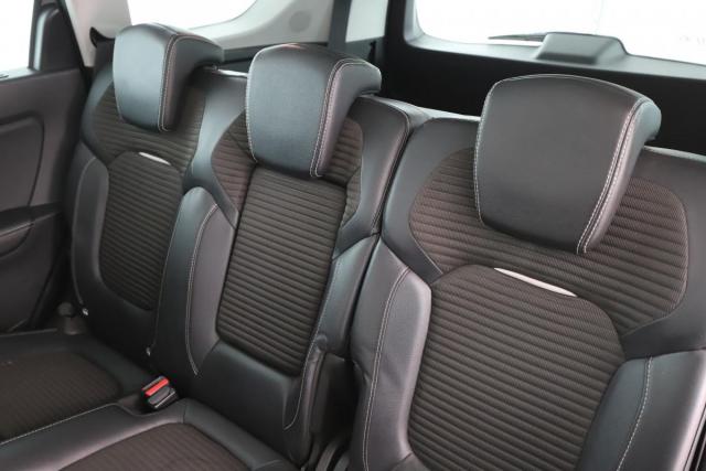 Renault Grand Scénic image 1