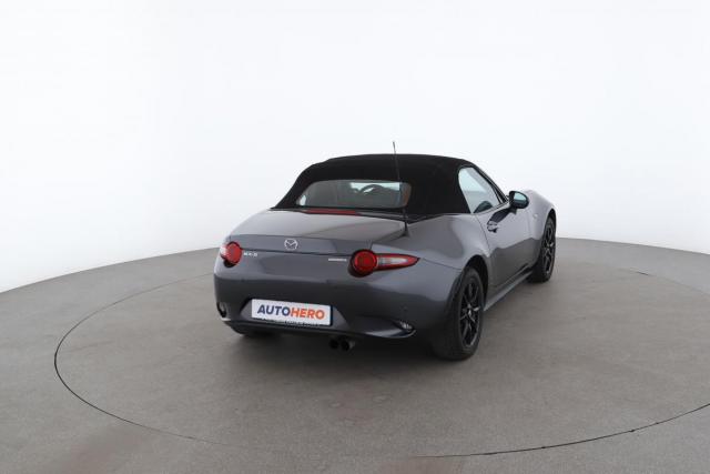 Mazda Mx-5 image 9