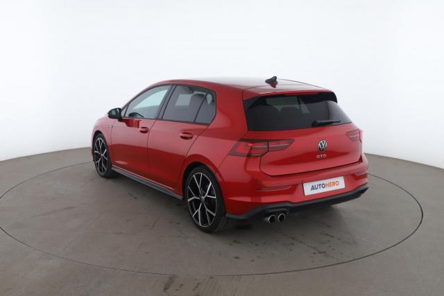 Volkswagen Golf image 9