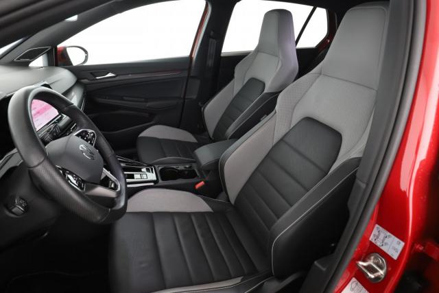 Volkswagen Golf image 8