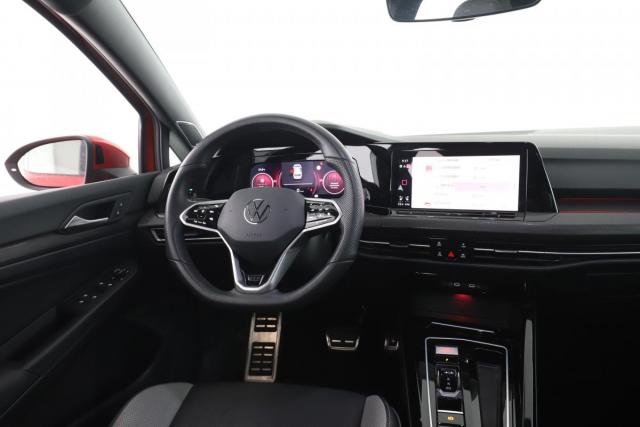 Volkswagen Golf image 6