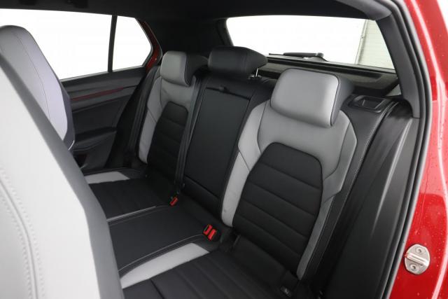 Volkswagen Golf image 2