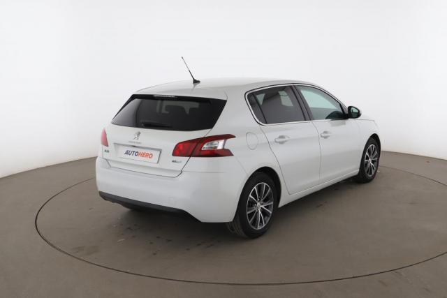 Peugeot 308 image 6