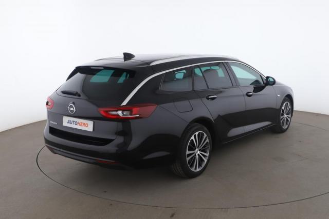 Opel Insignia Sports Tourer image 6
