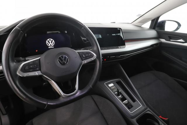 Volkswagen Golf image 6