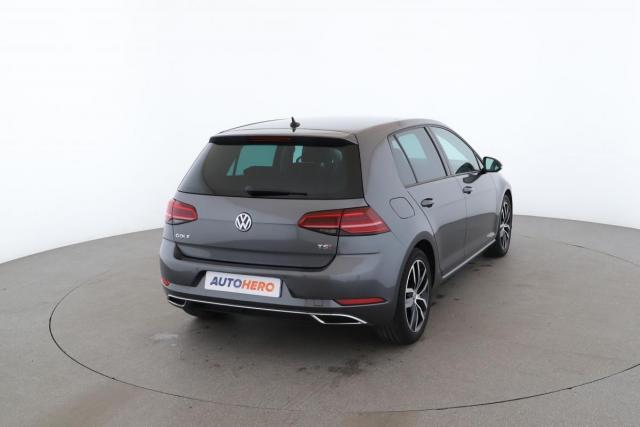 Volkswagen Golf image 2