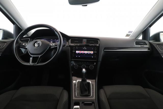 Volkswagen Golf image 3