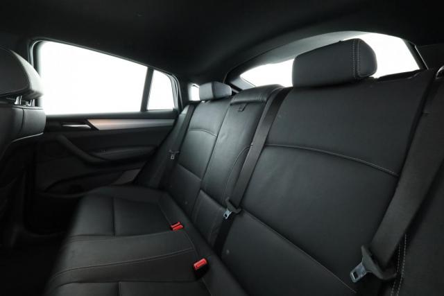 Bmw X4 image 8