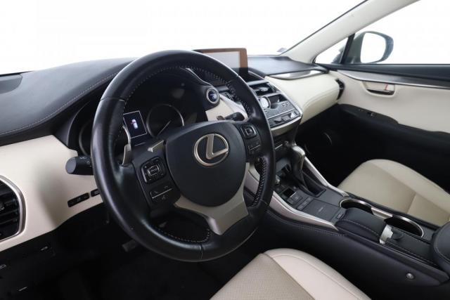Lexus Nx image 1