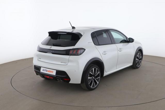 Peugeot 208 image 5