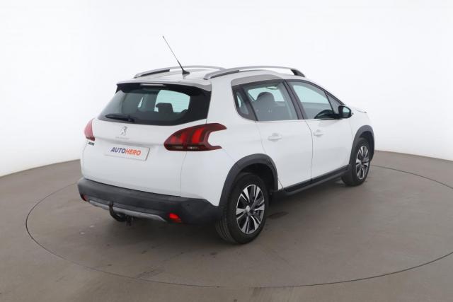 Peugeot 2008 image 5