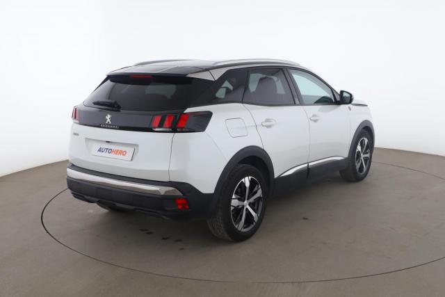 Peugeot 3008 image 2