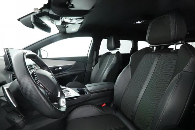 Peugeot 5008 image 2