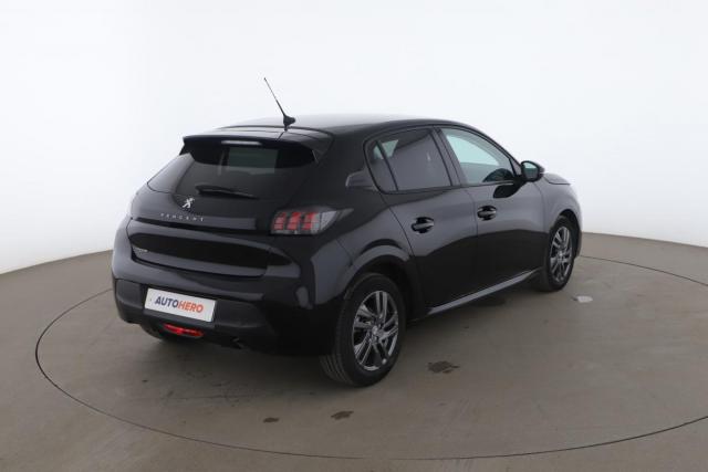 Peugeot 208 image 3