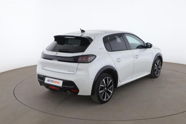 Peugeot 208 image 7