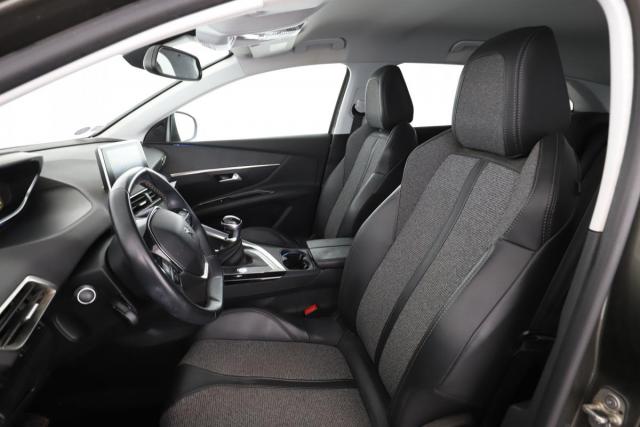 Peugeot 3008 image 8