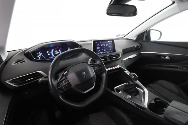 Peugeot 3008 image 6