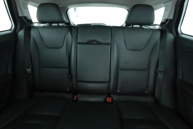 Volvo V60 image 8