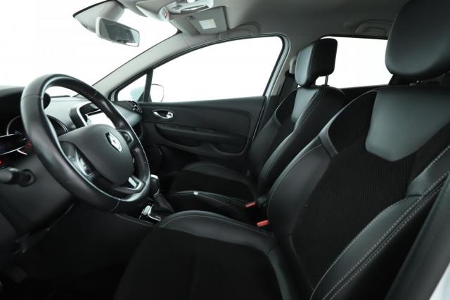 Renault Clio Estate image 3