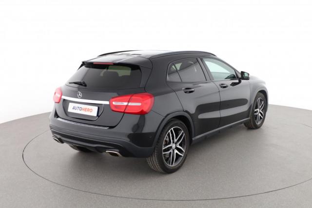 Mercedes Benz Gla image 4