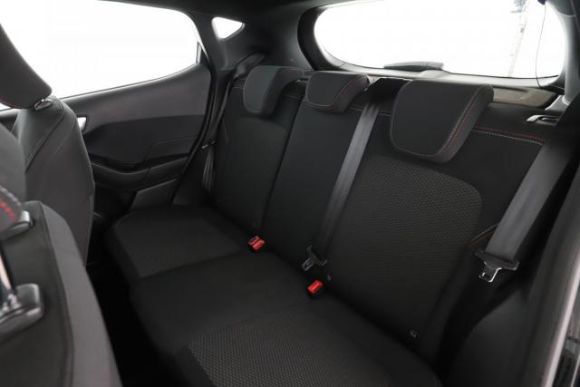 Ford Fiesta image 6