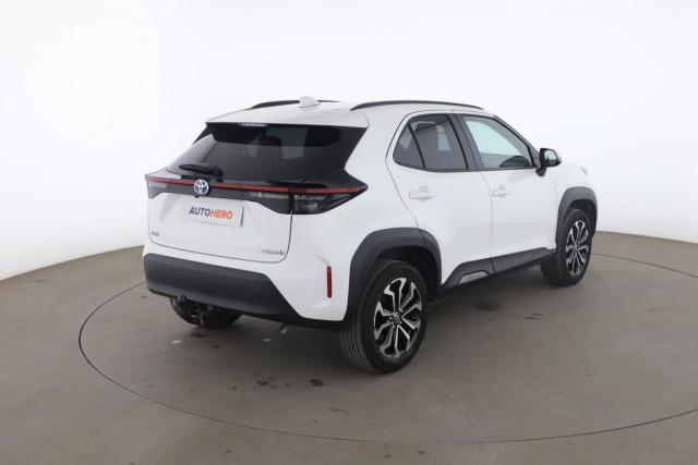 Toyota Yaris Cross image 2