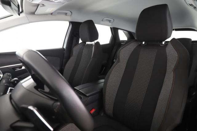 Peugeot 3008 image 1