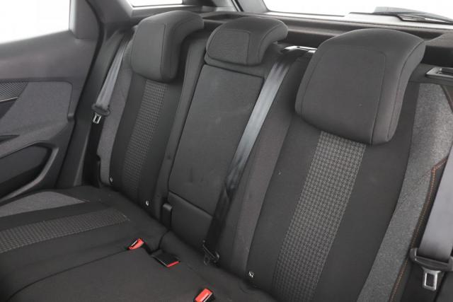 Peugeot 3008 image 7
