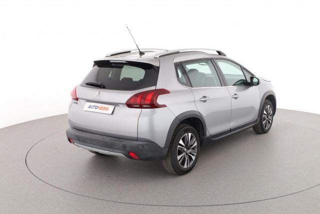 Peugeot 2008 image 4
