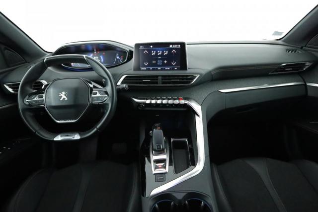 Peugeot 3008 image 8
