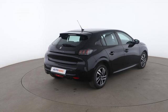 Peugeot 208 image 6