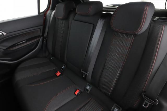Peugeot 308 image 9
