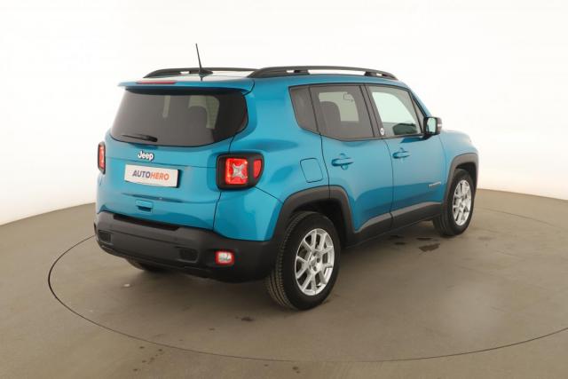 Jeep Renegade image 9