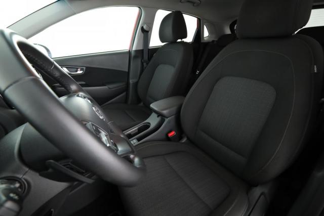 Hyundai Kona image 7