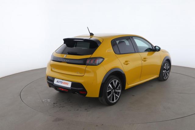 Peugeot 208 image 1