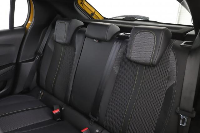 Peugeot 208 image 3