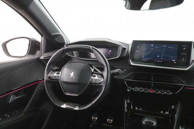 Peugeot 208 image 7
