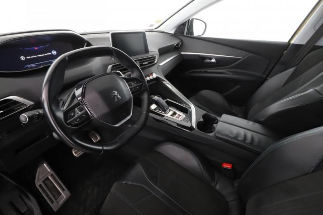 Peugeot 3008 image 2