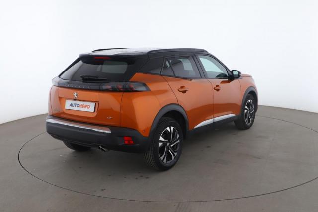 Peugeot 2008 image 8