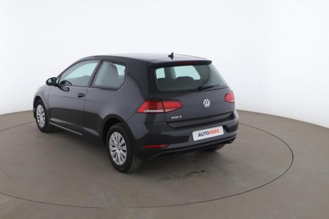 Volkswagen Golf image 6