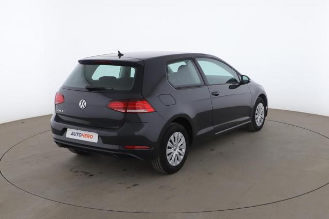 Volkswagen Golf image 2