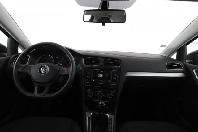 Volkswagen Golf image 8