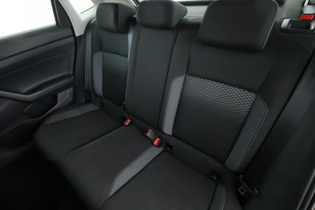 Volkswagen Polo image 9