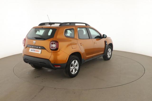 Dacia Duster image 1