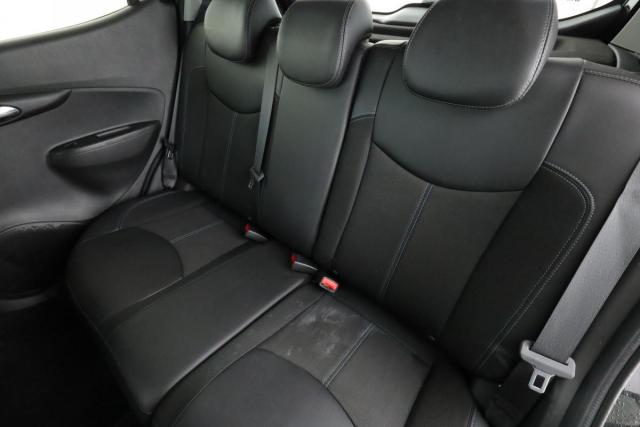 Opel Karl image 3