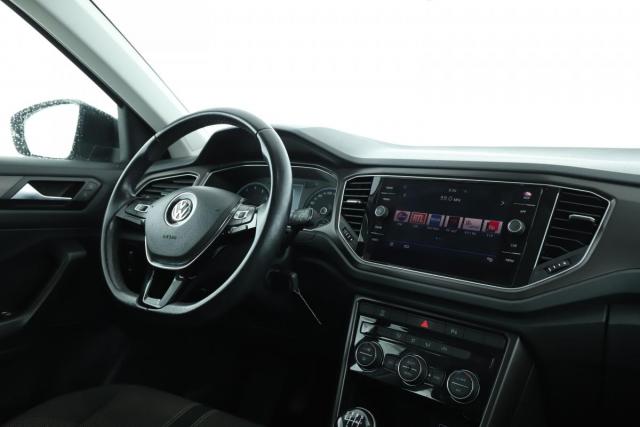 Volkswagen T-Roc image 4